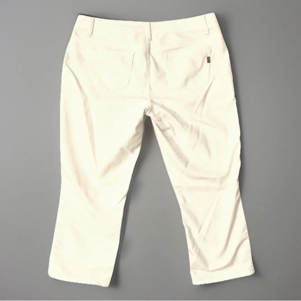 1822 Denim Jeans Women’s 10 White Summery Capri Denim Everyday Casual Pants‎ - Picture 2 of 5